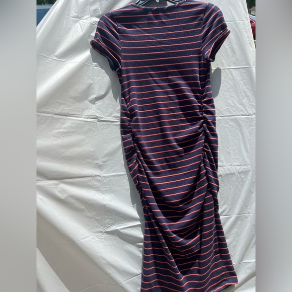 Isabel Maternity by Ingrid & Isabel Blue and Red Sheath Dress - Picture 3 of 3